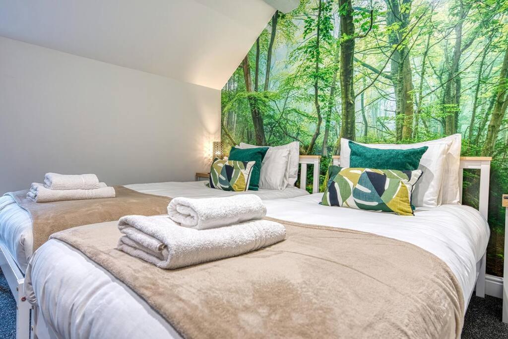 Delightful Two-Bedroom Cottage In The Heart Of Bakewell Exterior photo
