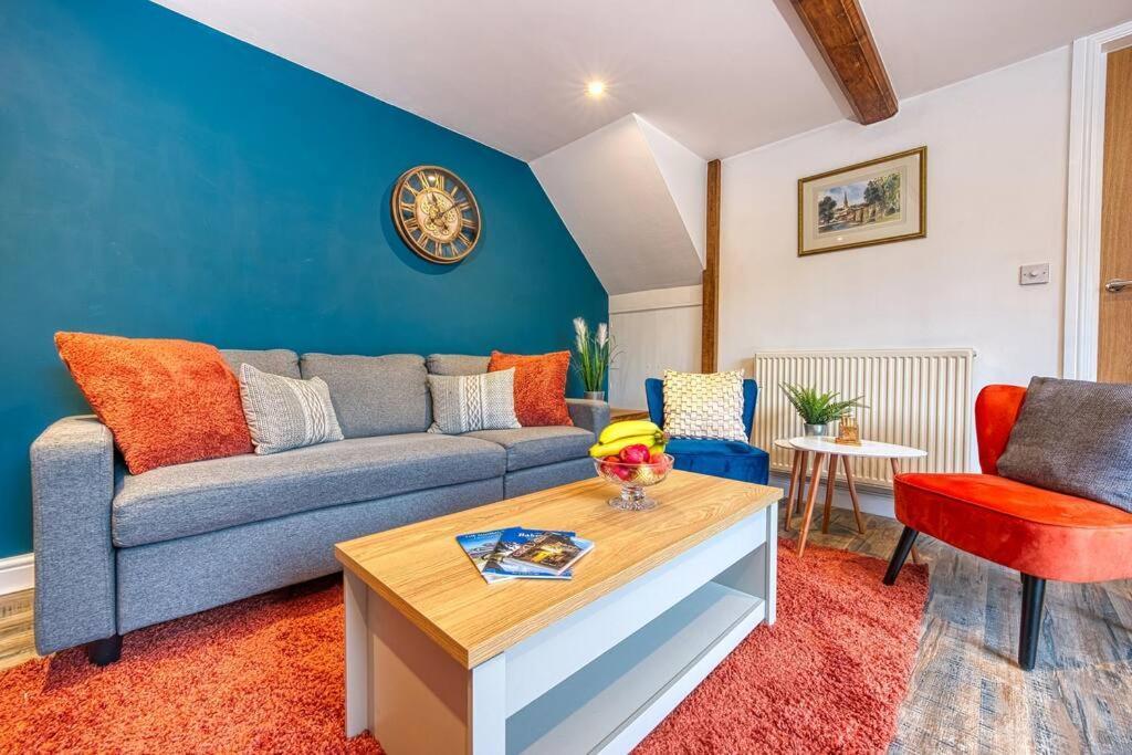 Delightful Two-Bedroom Cottage In The Heart Of Bakewell Exterior photo